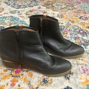 Lucky Brand Boom boots